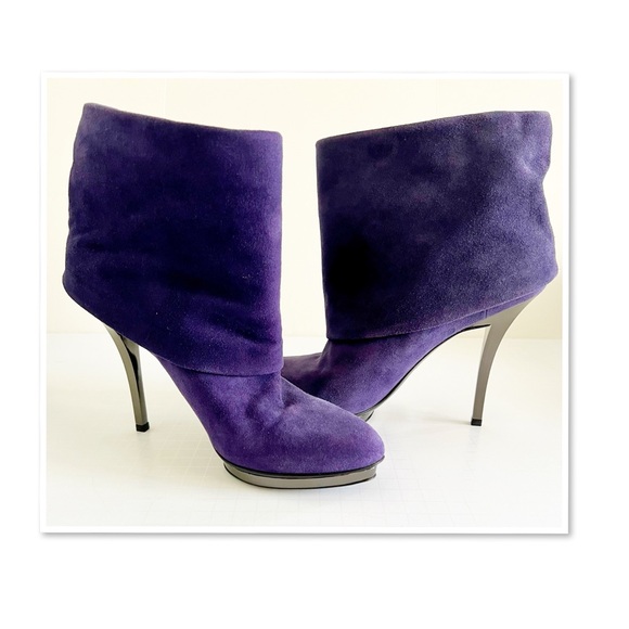 Gucci Purple Suede Booties - Picture 2 of 9
